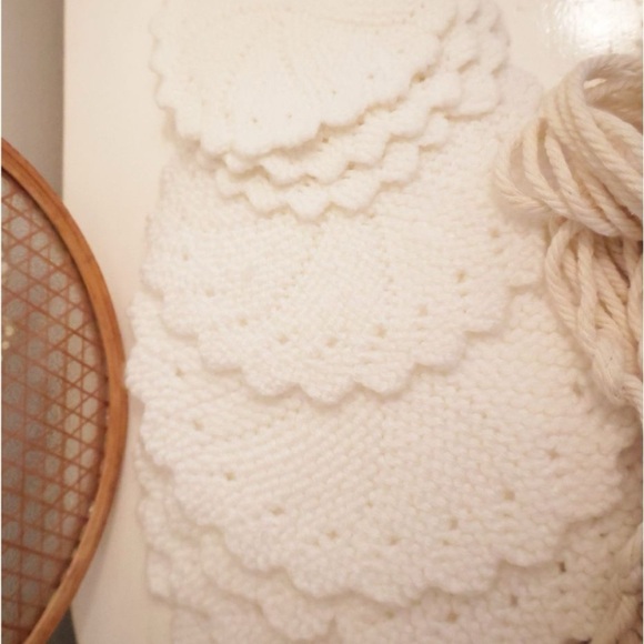 Terracotta Hanging Planter with Macrame Hanger - Picture 5 of 7